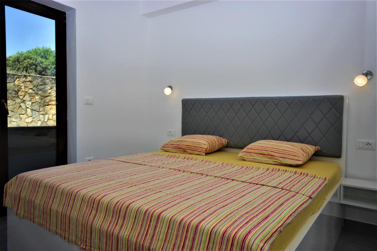 Apartments Smitran Banjole Buitenkant foto